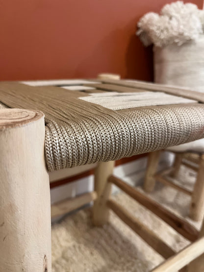 Tabouret en bois et nylon